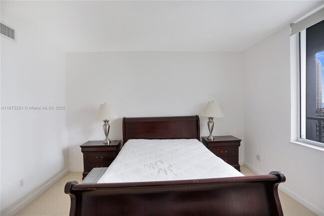 Building Photo - 325 S Biscayne Blvd