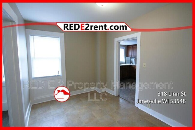 Building Photo - 316-318 Linn St