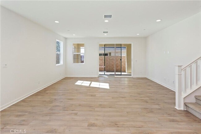 Building Photo - 7064 Mallow Dr
