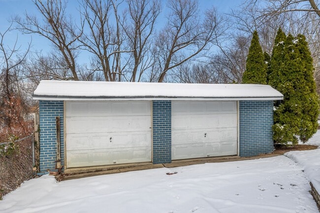 Building Photo - 4304 Walter Ave