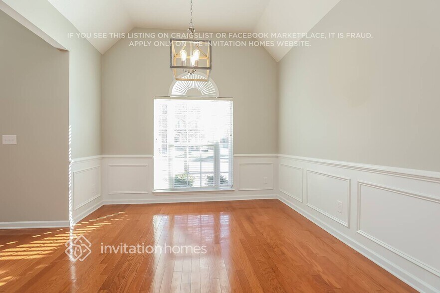 Building Photo - 3003 Feradach's Ln