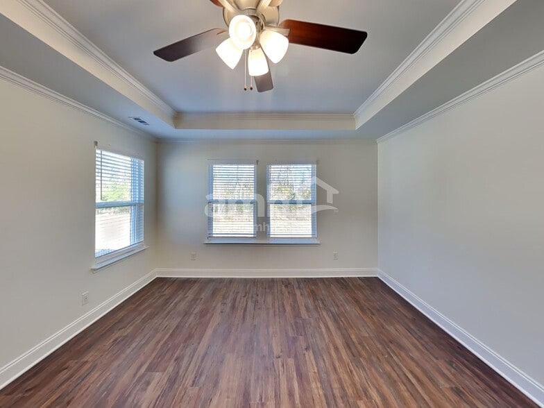 Building Photo - 118 Marin Dr