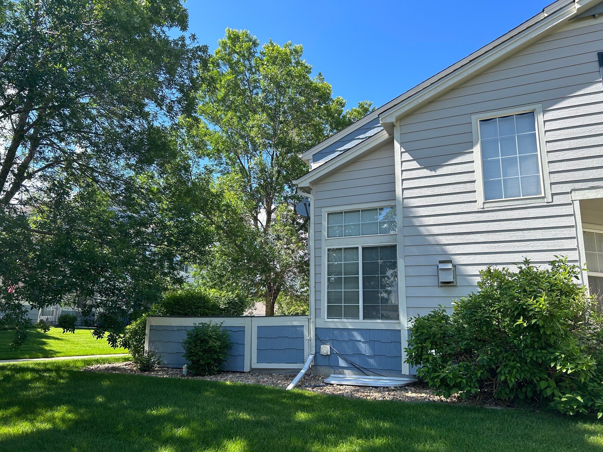 Unit Exterior - 1419 Red Mountain Dr