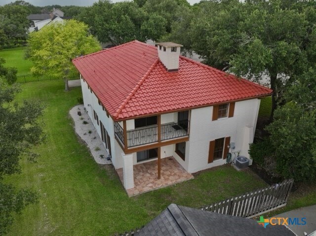 Building Photo - 213 Tracy Ln