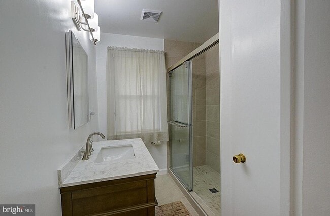 Building Photo - 3605 Dundee Driveway