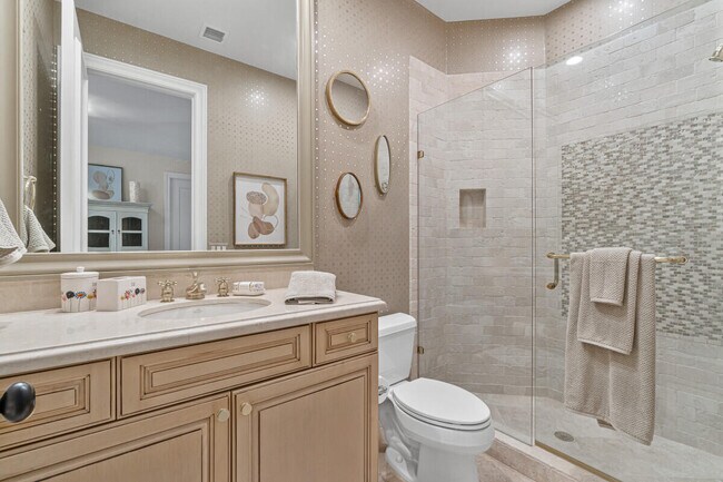 Building Photo - 2280 Queen Palm Rd