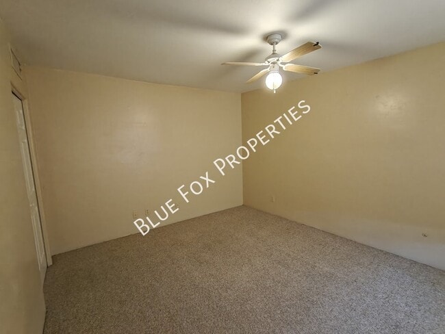 Building Photo - 9097 N Jessy Ln