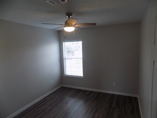 Building Photo - 21706 Oriole Trail