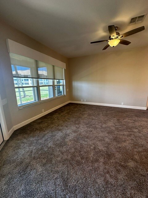Building Photo - 9241 Bayberry Bend