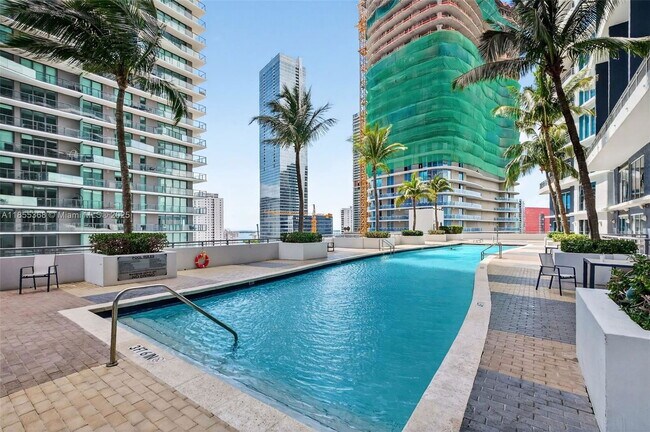 Building Photo - 60 SW 13th St