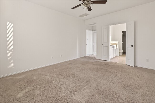 Building Photo - 12102 City Trek Ln