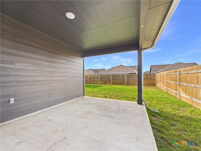 Building Photo - 1012 Betsy Dr