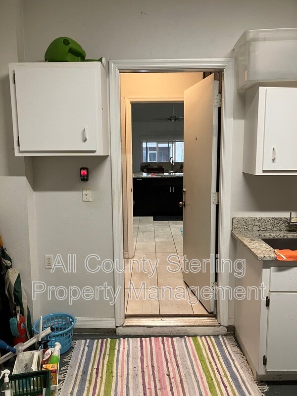 Building Photo - 4700 SW Archer Rd