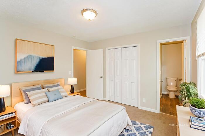 Building Photo - 3935 Crouch Dr