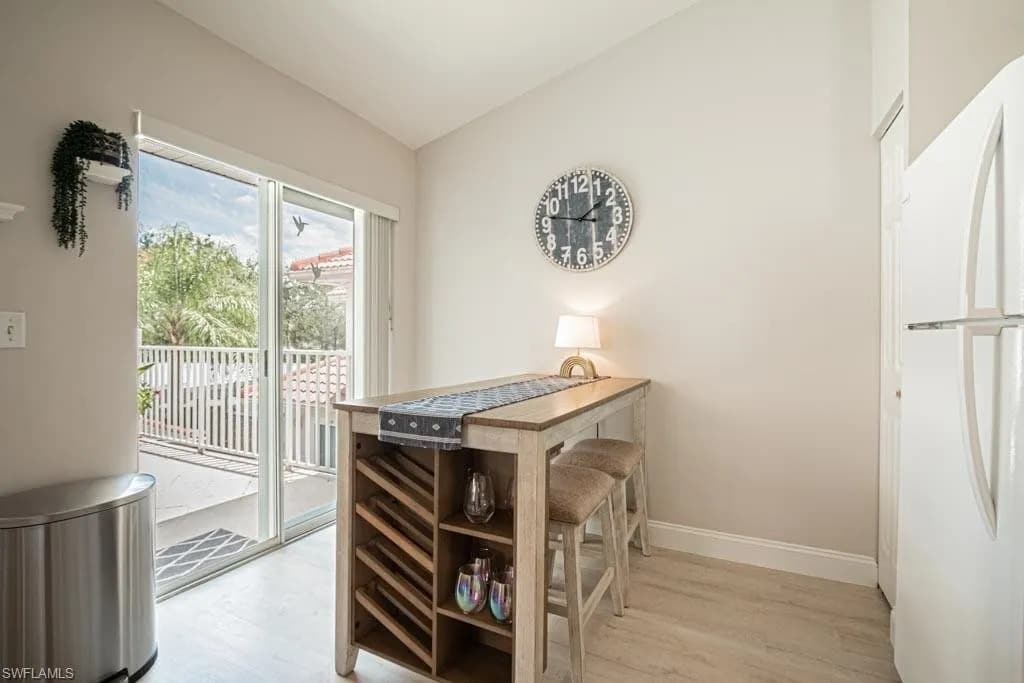 Kitchen Block Table & Lanai - 5090 Cedar Springs Dr