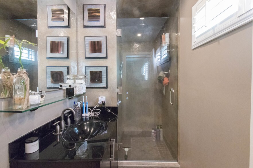 Master Bathroom - 333 Newport Ave