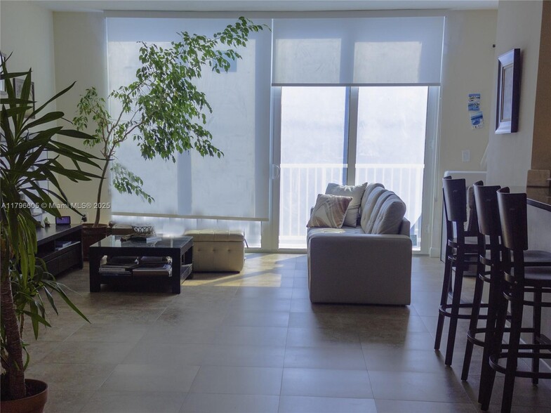 Primary Photo - 50 Ocean Lane Dr