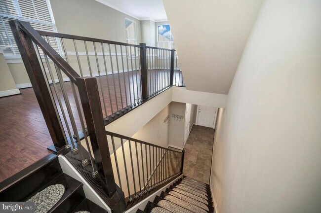 Building Photo - 100 Nestor's Pl