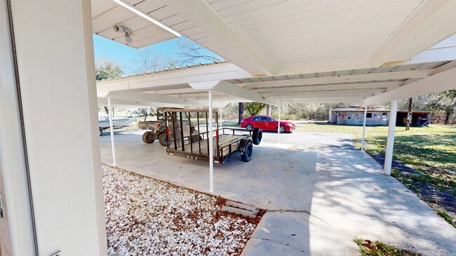 Building Photo - 497 High Hope Rd