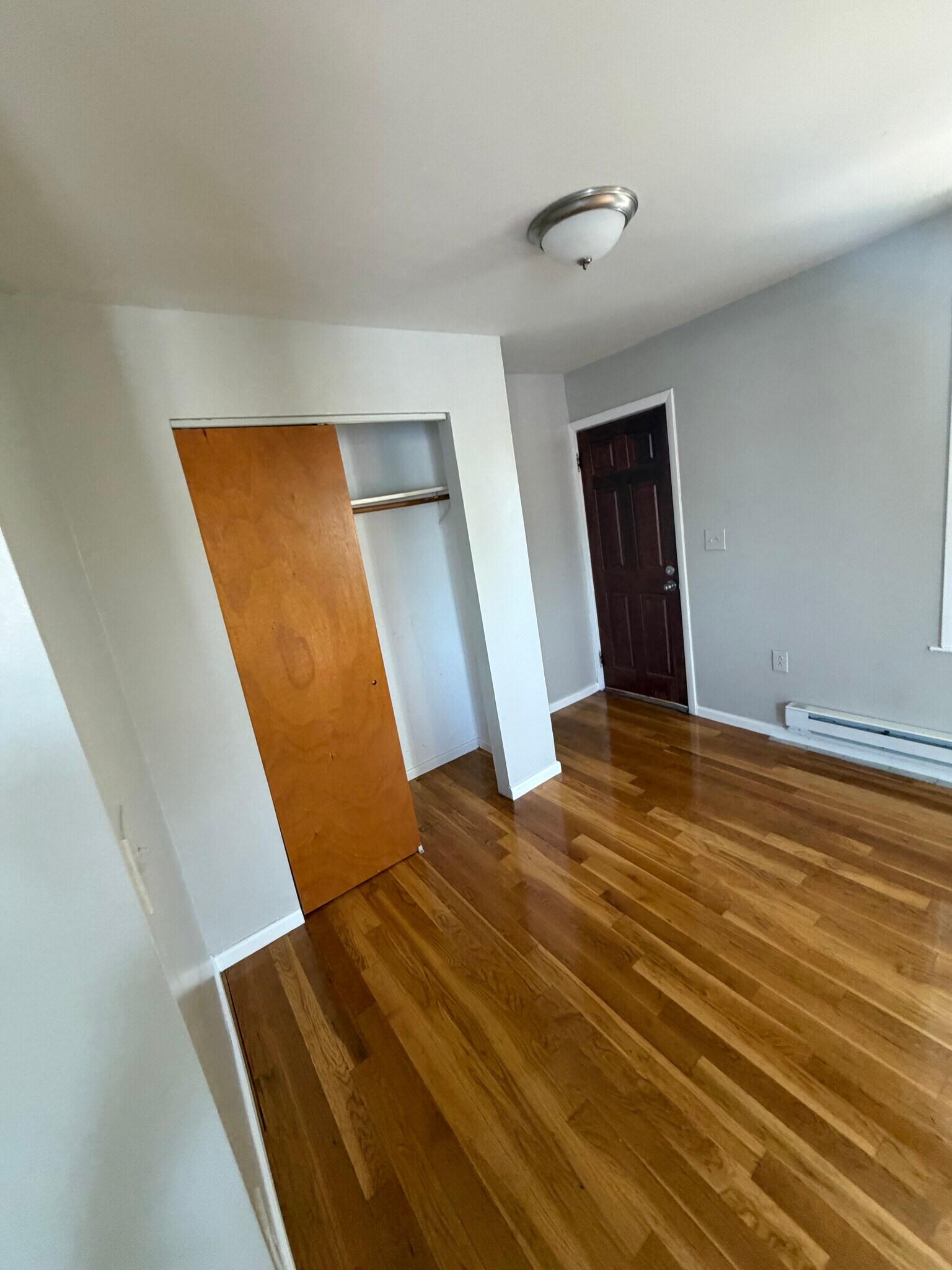 Building Photo - 117 Wrentham St