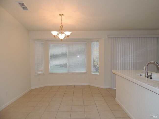 Building Photo - 265 Conway Dr