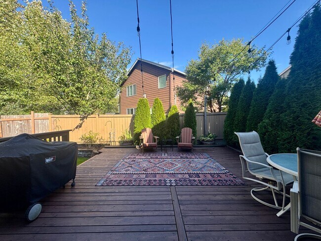 Building Photo - Refined Living in Lake Stevens | 3 Bedroom...