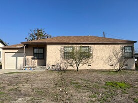 Building Photo - 330 S Virginia Ave