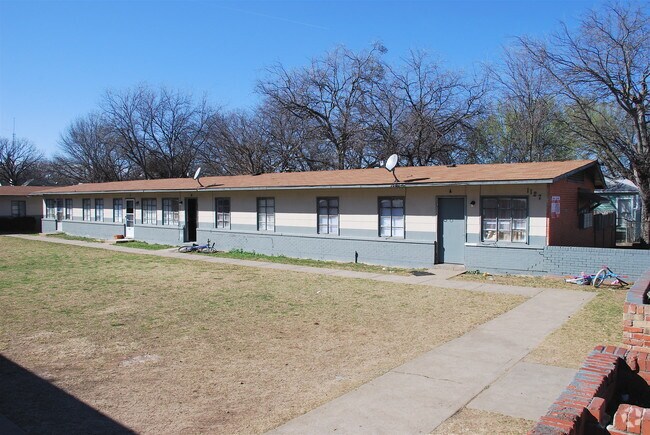 Building Photo - 1131 Phinney Ave