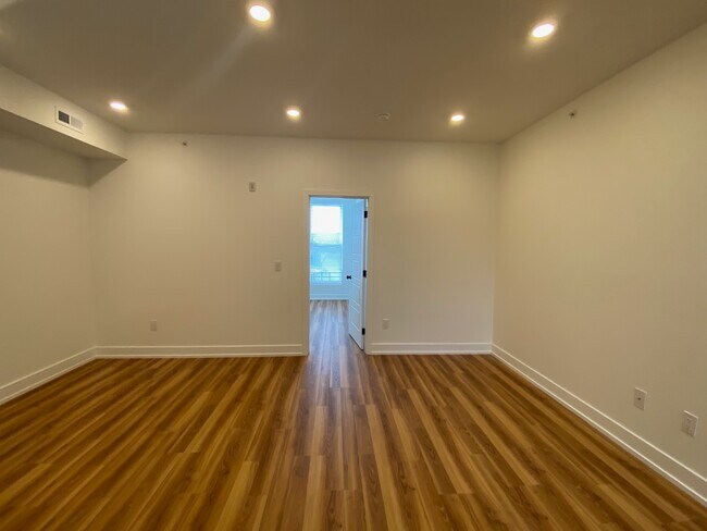 Building Photo - 2325 Germantown Ave