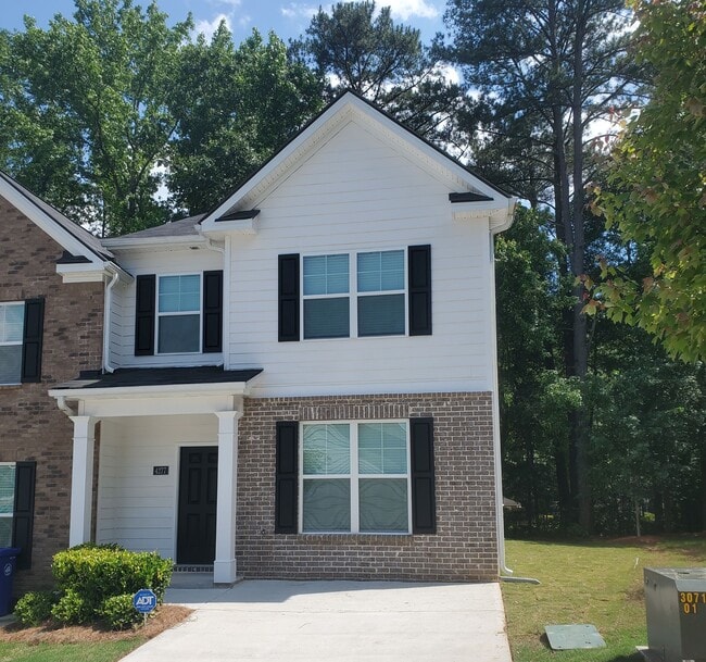 Building Photo - 4277 Arcadia Dr