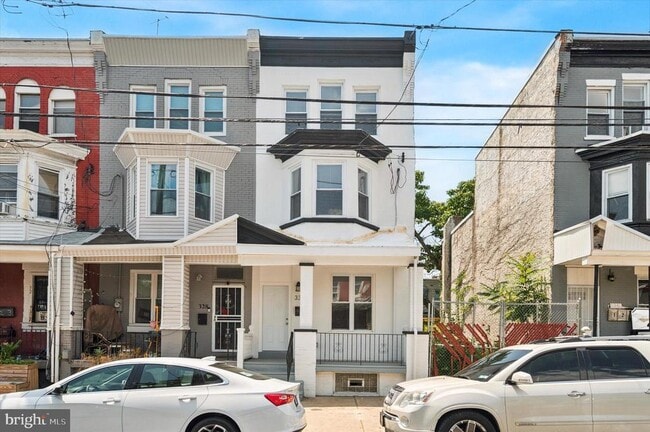 Building Photo - 330 N 61st St