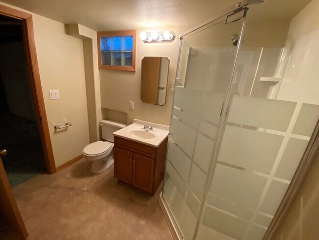 Building Photo - Charming 3-Bed, 2-Bath Home in North Fargo