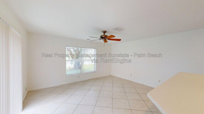 Building Photo - 5060 Starblaze Dr