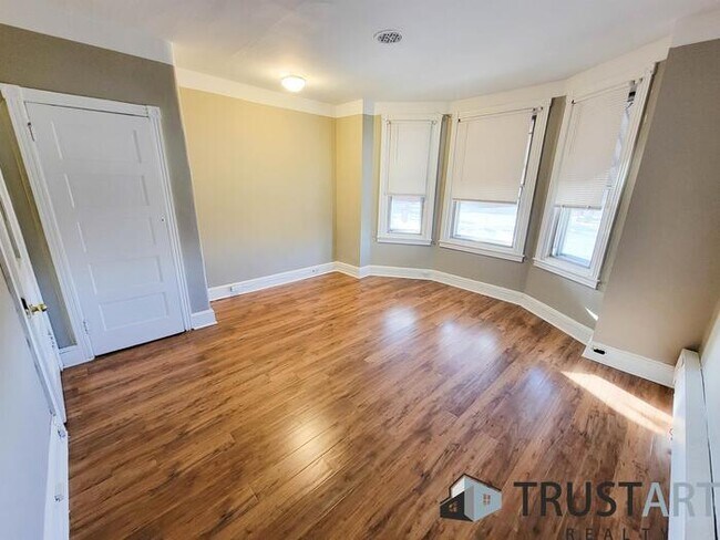 Building Photo - 2840 West Glenwood Avenue - 1, Philadelphi...