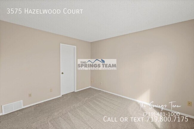 Building Photo - 3575 Hazelwood Ct