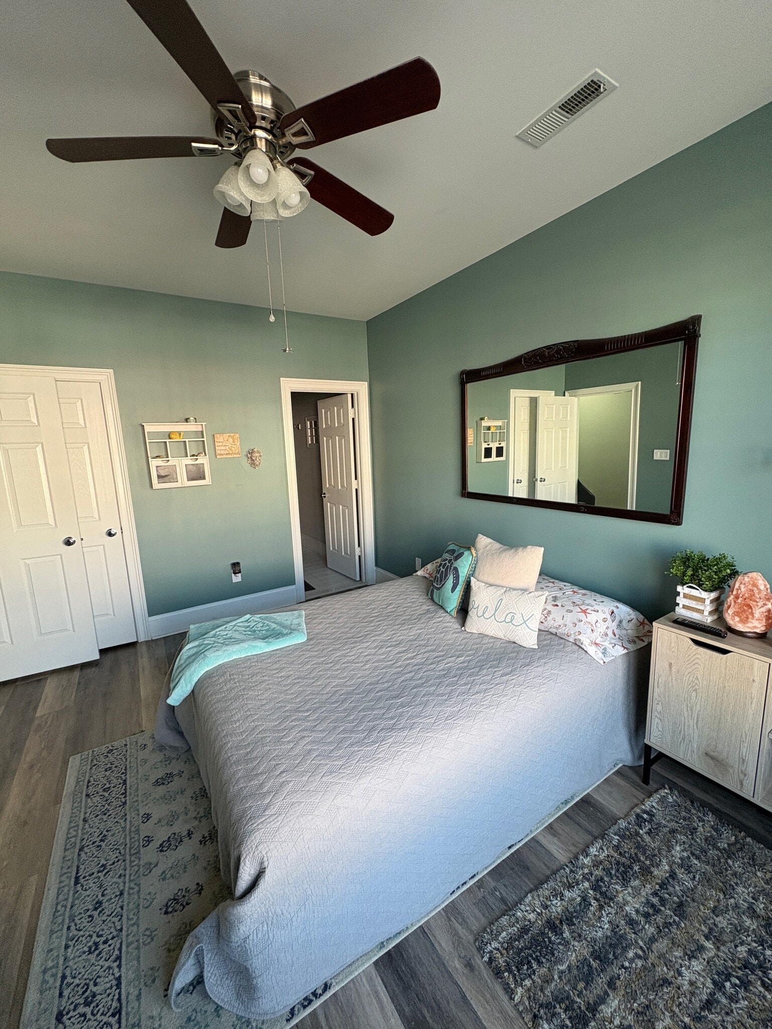 Bedroom 1 Floor 1 - 18879 Bethpage Dr