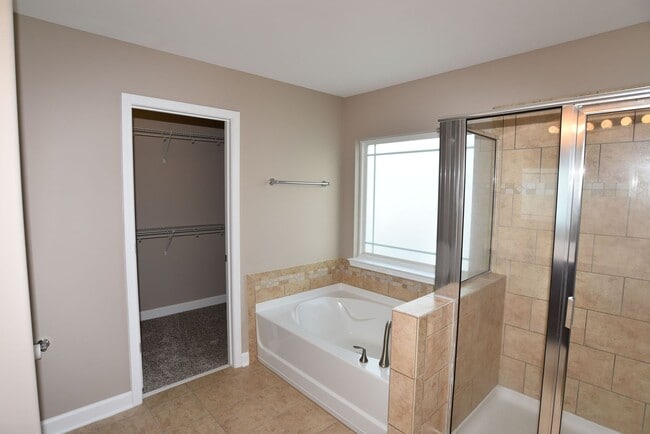 Building Photo - 179 Byron Dr