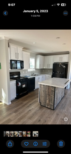 Open floor plan - 656 Warner Ave