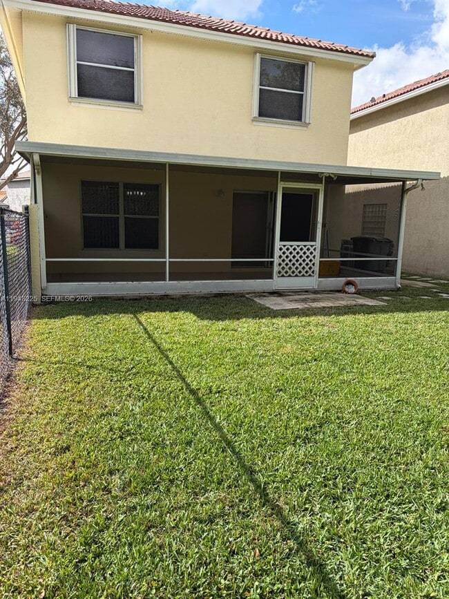 Building Photo - 4829 Purdue Dr