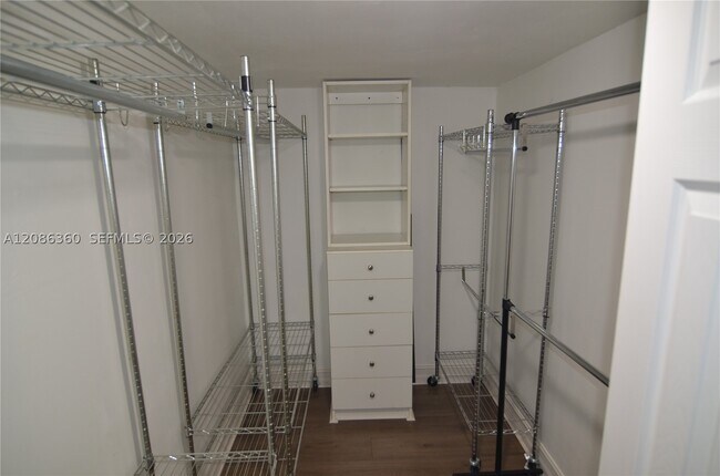 Building Photo - 5005 Collins Ave