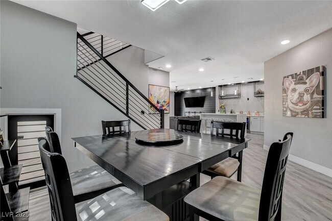 Building Photo - 5938 Creekside Sands Ln