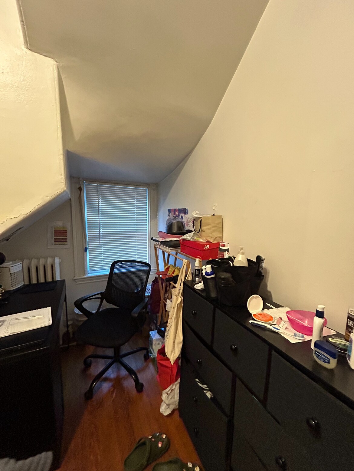 Building Photo - 17 Hillside St