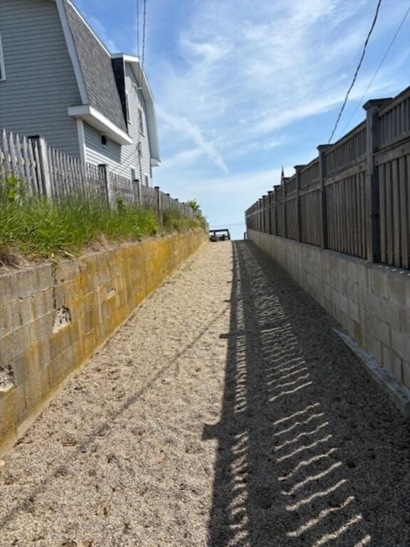 Building Photo - 40 Provincetown View Rd