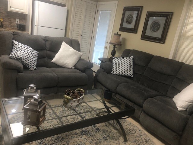 Living Room - 1493 Scarlet Ct NE