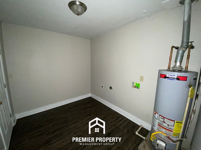 Building Photo - 4236 Trudy St