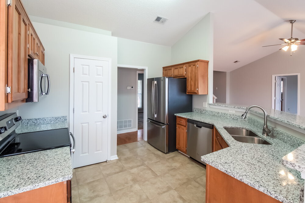 Building Photo - 6561 White Hawk Ln