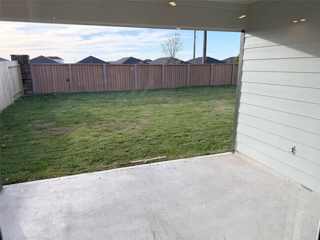 Building Photo - 30751 Wicklow Gdns Dr