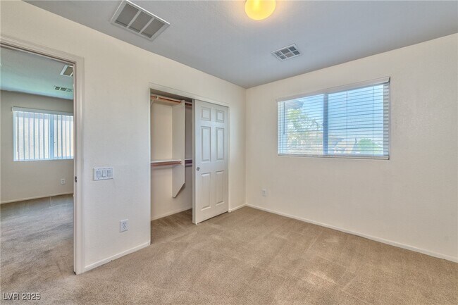 Building Photo - 733 Jacobs Ladder Pl