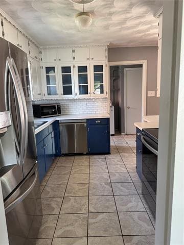 Building Photo - 700 Kindred Ln