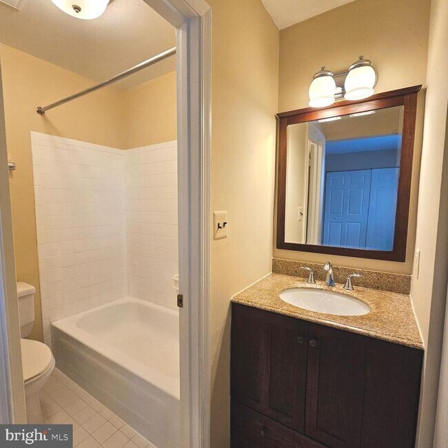 Building Photo - 4430 Airlie Way
